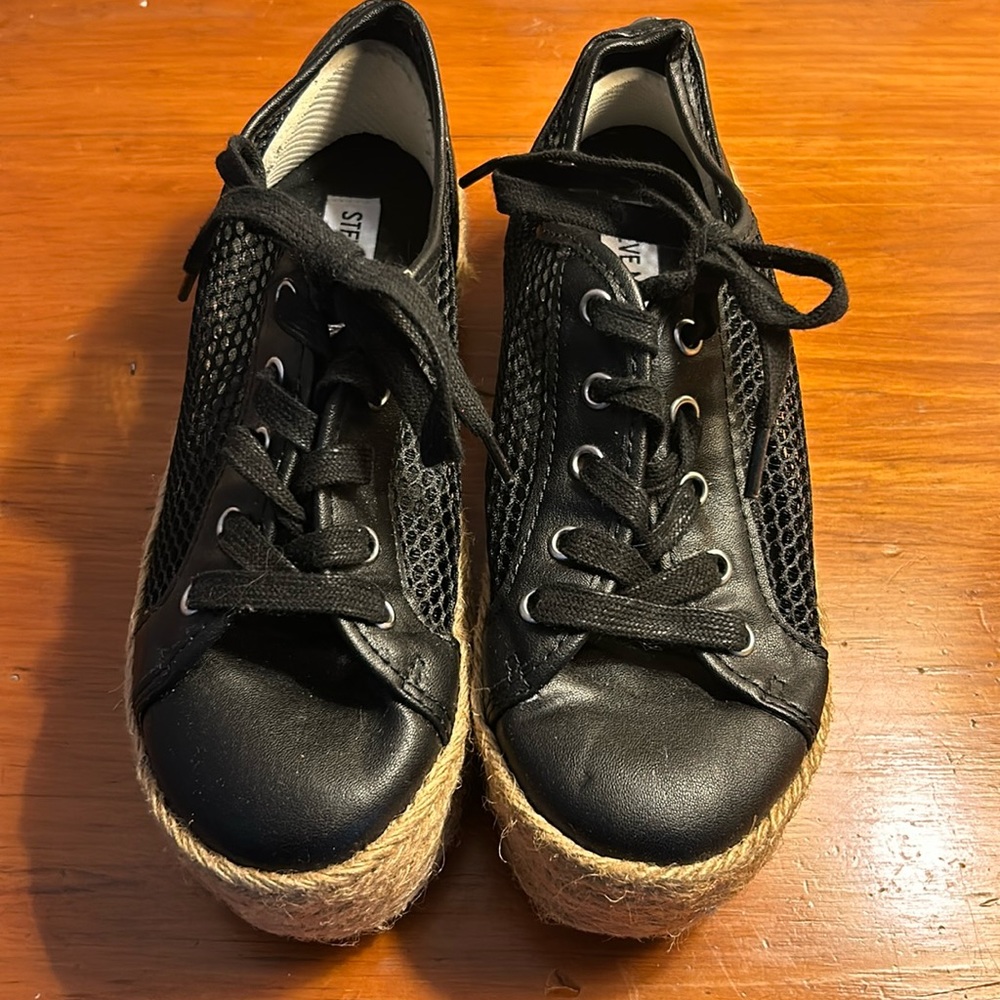 Size 5.5 Steve Madden Espadrilles.